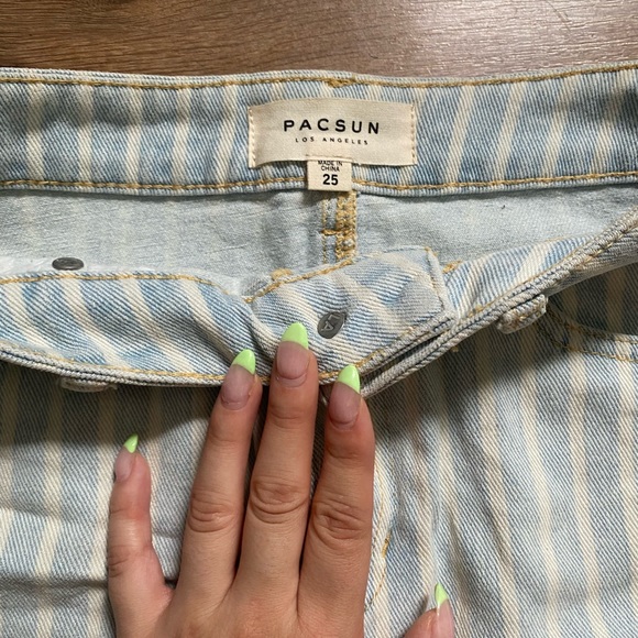 Pacsun denim skirt - Picture 2 of 3